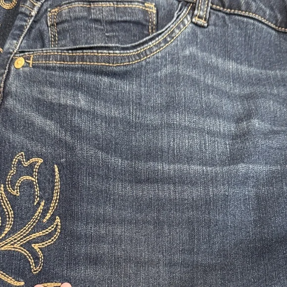 NWT Democracy High Rise Embroidered Jeans - Absolution Slim Straight - Picture 7 of 9